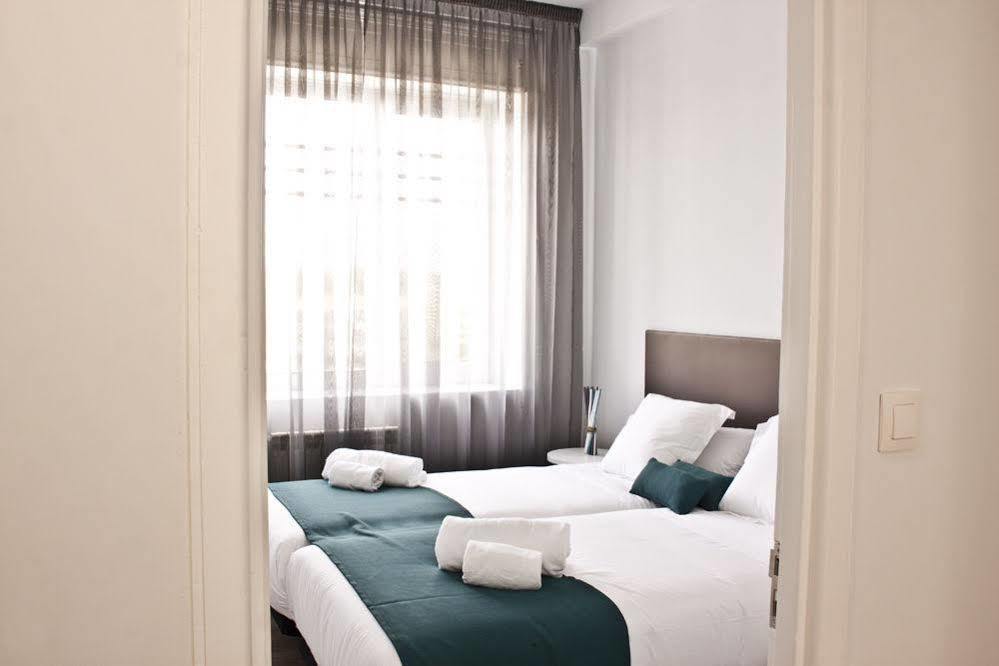 Lux Apartamentos Santiago ซานติอาโก เด กอมโปสเตลา ภายนอก รูปภาพ